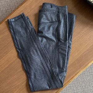 Lululemon Athletica Women’s Black and Gray Patterned Leggings Size Small